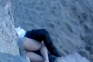 לקח קרע יפה בחור נוסע xex ישראלי במושב האחורי של מכונית.