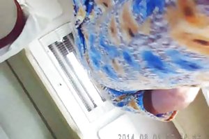 תאומים משחקת עם סרטוני סקס שדלפו הכוס