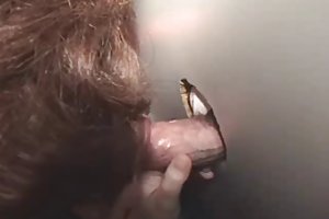 נהג מונית זיין את התחת אתרי סרטוני סקס חמוד הלקוח
